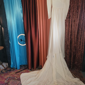 Antique post WW II taffeta wedding gown (F-4)