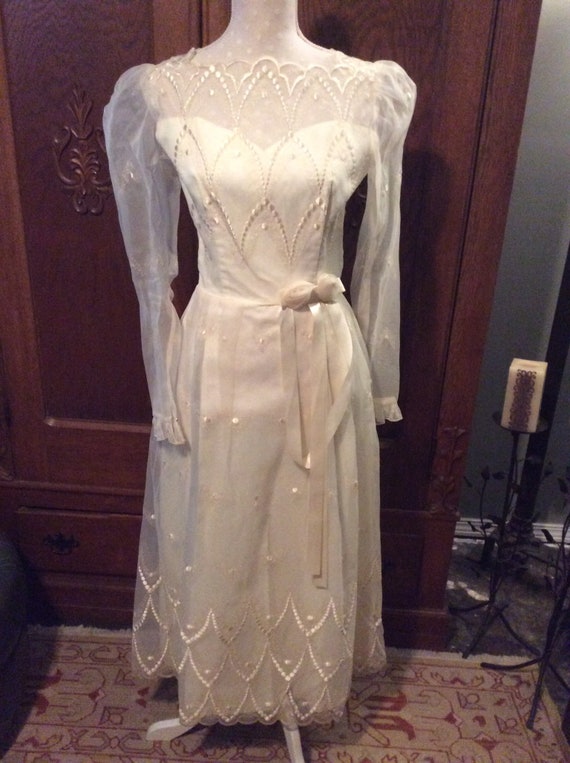Vintage ivory embroidered organza dress (1971) (11