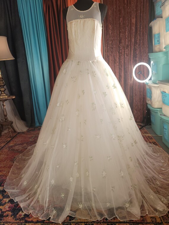 Vintage Floral Embellished Bandage Prom Dress