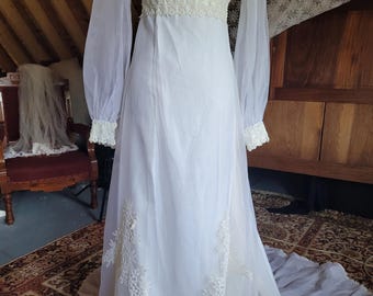 ワンピース 1900s Tuck Gathered Long Train Dress 26 W Vintage Long Ball Dress Lace 19th Century Style 20th