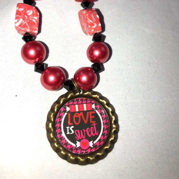 Love Is Sweet Valentines Day Beaded Necklace and bottlecap pendant//Valentines Day//Hearts//Love necklace//Valentines Day gift