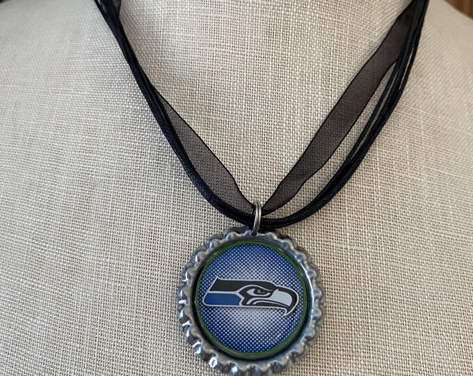 Collana Seattle Seahawks Con Zirconia Cubica, Colori Squadra, Catena 20 Pollici