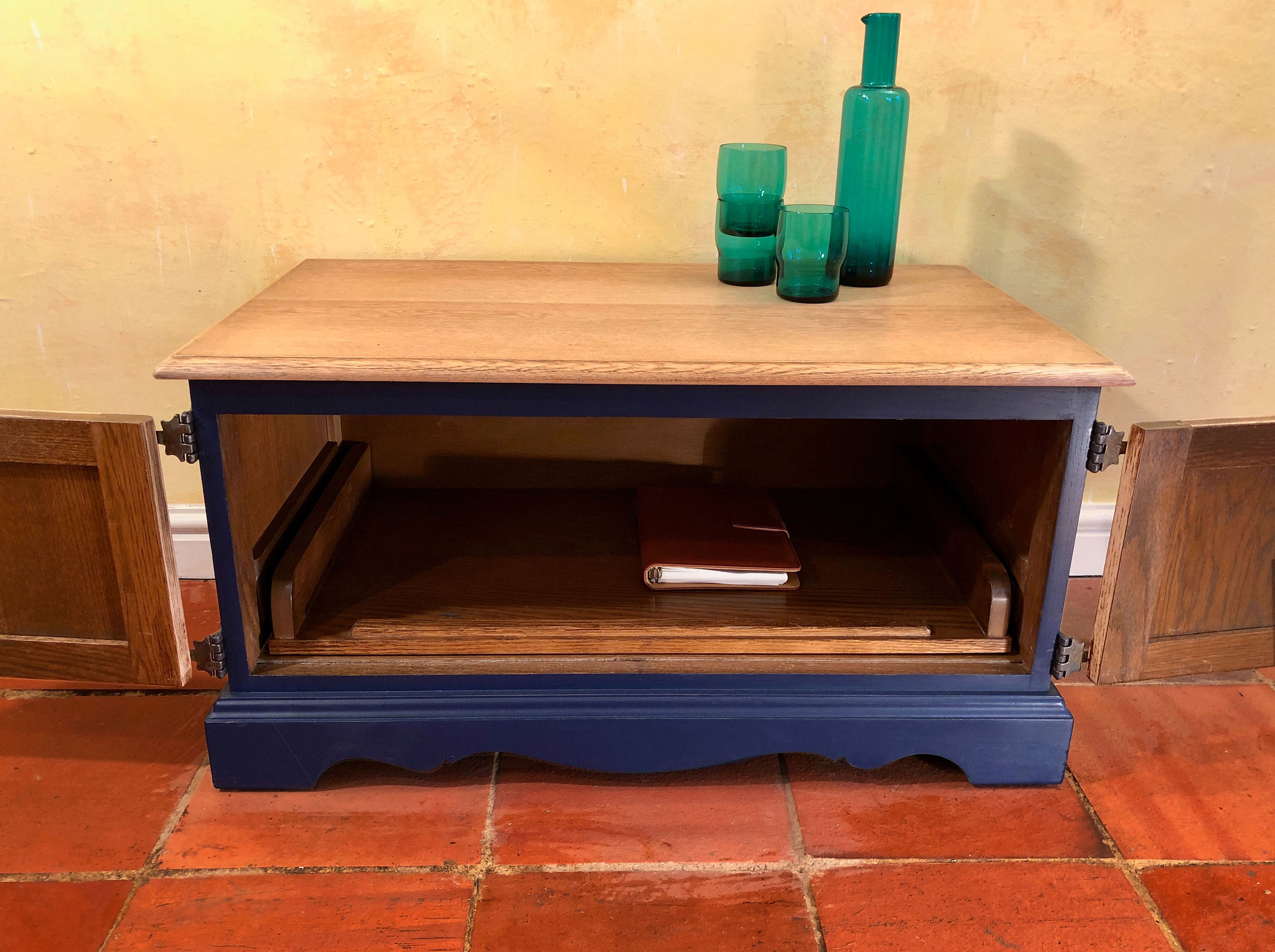 Old Charm TV Stand Etsy UK