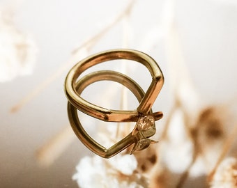 Flower Ring, Gold V Ring, Gemstone V ring, Promise Ring For Her, Israeli Jewelry, Ring For Woman, Minimalist V Gold Ring, Gold Plated Ring
