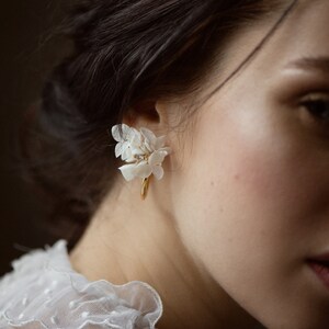 Bridal Boho Earrings, Real flower Earrings, Flower Earrings, Wedding Earrings For Bride, Floral Wedding Earrings, Boho Gold Wedding Earrings image 8