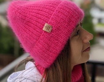 Ribbed Knit Winter Hat Pattern