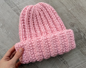 Unisex Ribbed Knit Hat Pattern for Men & Women