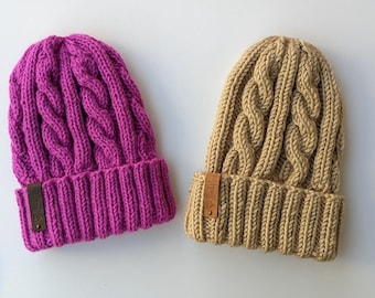 Worsted-Weight Yarn Crème Brûlée Cable Hat Knitting Pattern