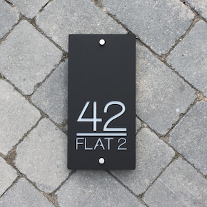 Modern Acrylic House Number Sign: Vertical Door Plaque