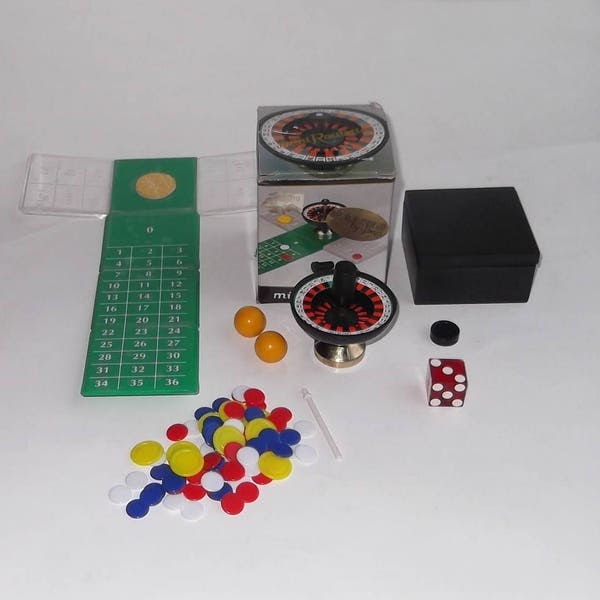 Mini Travel Roulette Vintage Game set