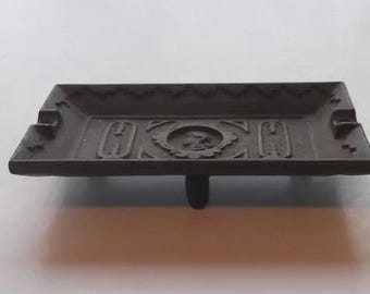 Vintage Victorian Cast Iron Ashtray Iron Art LB-37 MCM Tobacciana