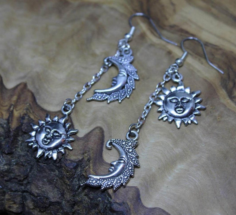 CUTE TINY SILVER BUTTON Tibetan Silver Drop Earrings Rockabilly Retro Gift Bag