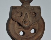 Antique Cast Iron Industrial Barn Pulley with 5 quot Wheel
