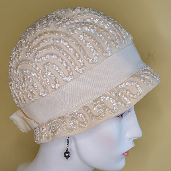 Vintage Lucila Mendez 20's Style White Sequin Bucket Hat