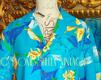 Vintage 70's Men's Made In Hawaii Aqua & Yellow Hawaiian Tiki Shirt
