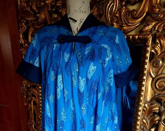 Vintage 50's Holo Holo Blue Leaf Print Long Hawaiian Muumuu dress