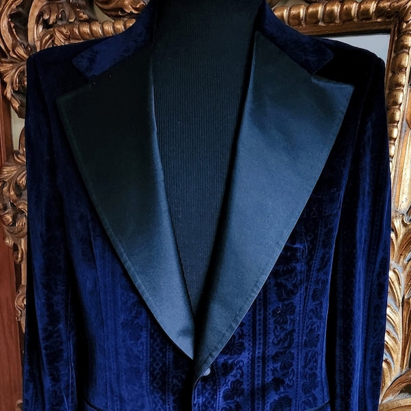 Vintage 70's Mens After Six Blue Velvet Tux Jacket with Black Satin Lapels