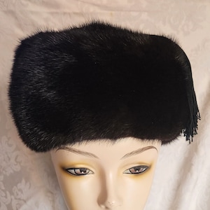 Vintage 50&#39;s Brown Canadian Mink Fez Hat with Black Tassle