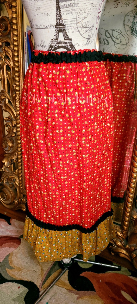 Vintage 70's Red and Gold Calico Maxi Peasant Ski… - image 4