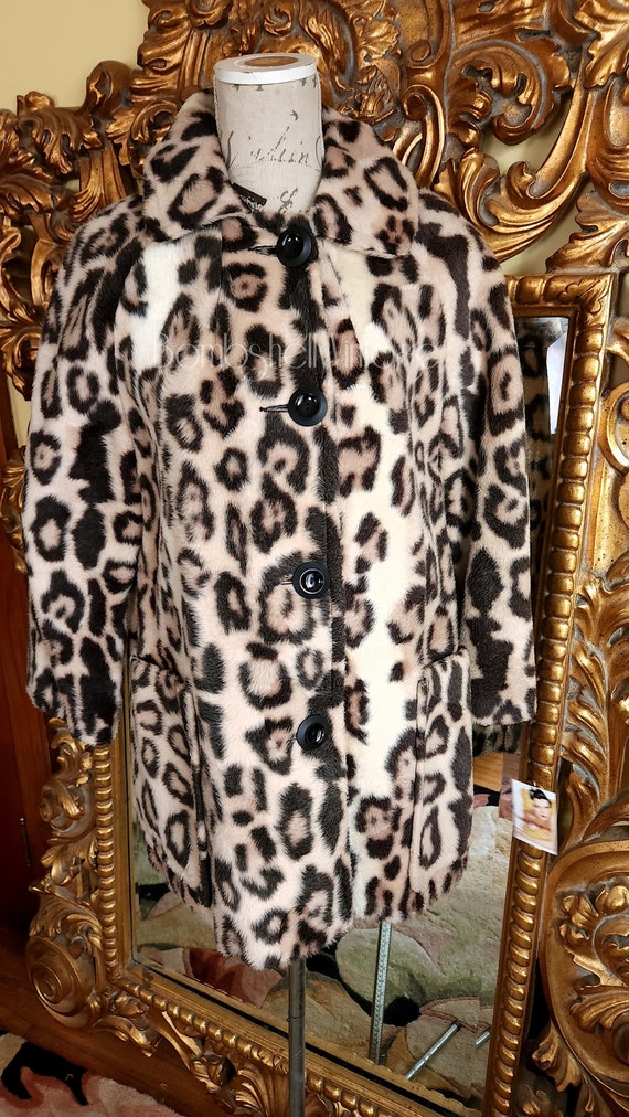 Vintage 60's Faux Fur Leopard Print Short Coat