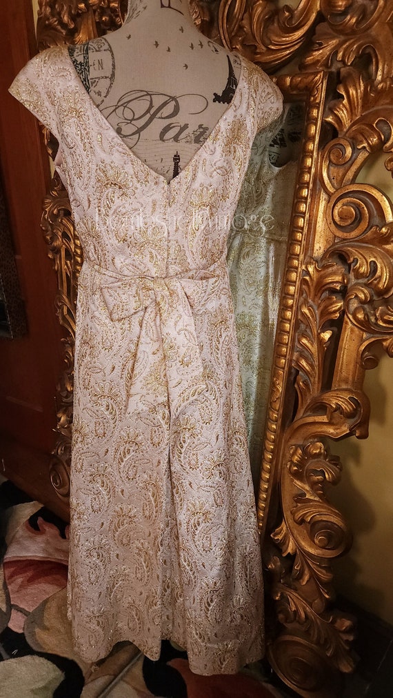 Vintage 60s Montaldos Pale Pink Silk Brocade Gown… - image 4