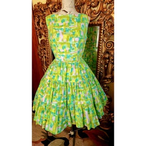Vintage jaren 50/60 groen en roze aquarel fit & flare gelaagde jurk
