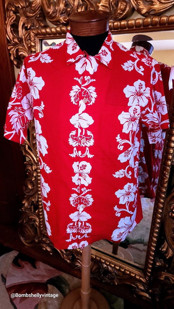 Vintage 80's Royal Hawaiian Red & White Floral Alo