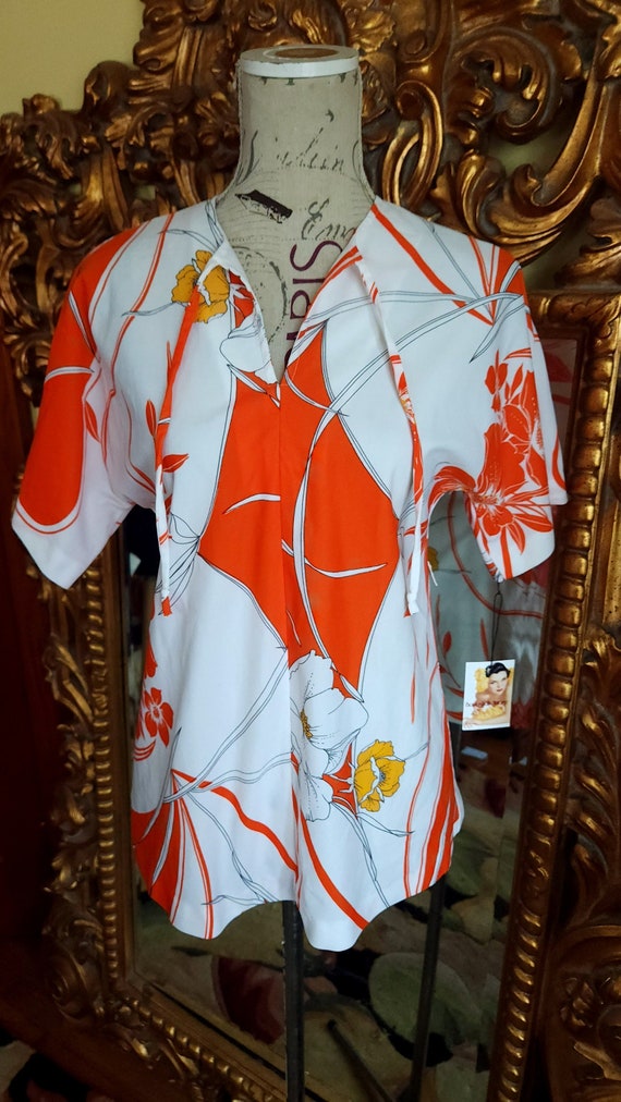 Vintage 70's Nani of Hawaii White and Orange Polye