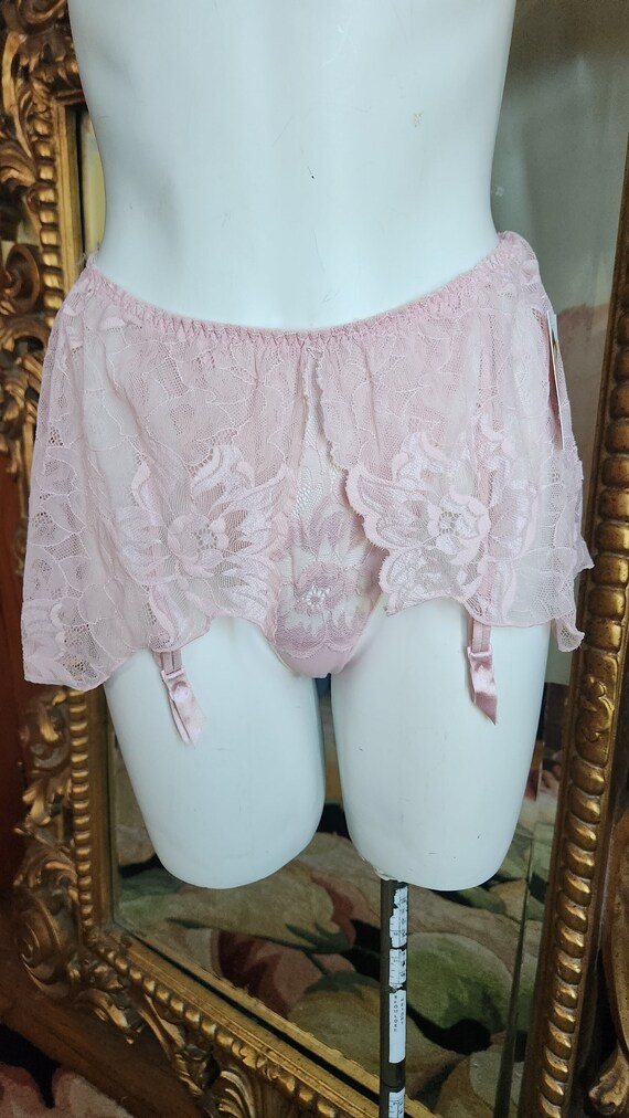 NWOT VICTORIA'S SECRET XL PINK LACE SATIN SMOOTH BACK VINTAGE RARE THONG  PANTIES