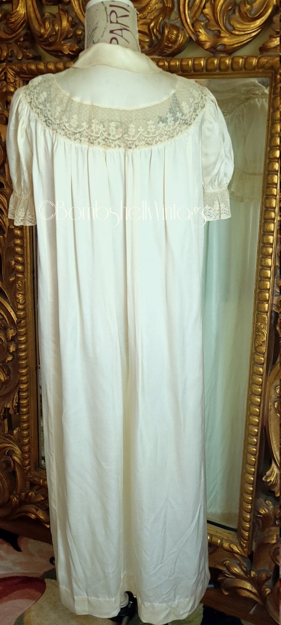 Vintage 40's Young Iris White Silk Long Robe with… - image 3