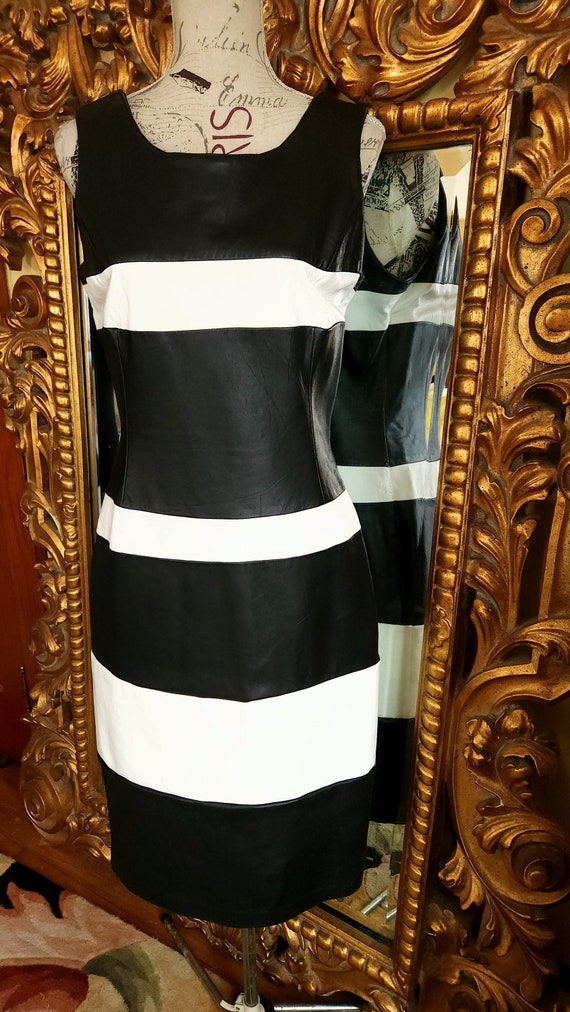 Vintage Margaret Godfrey Mod Black and White Strip