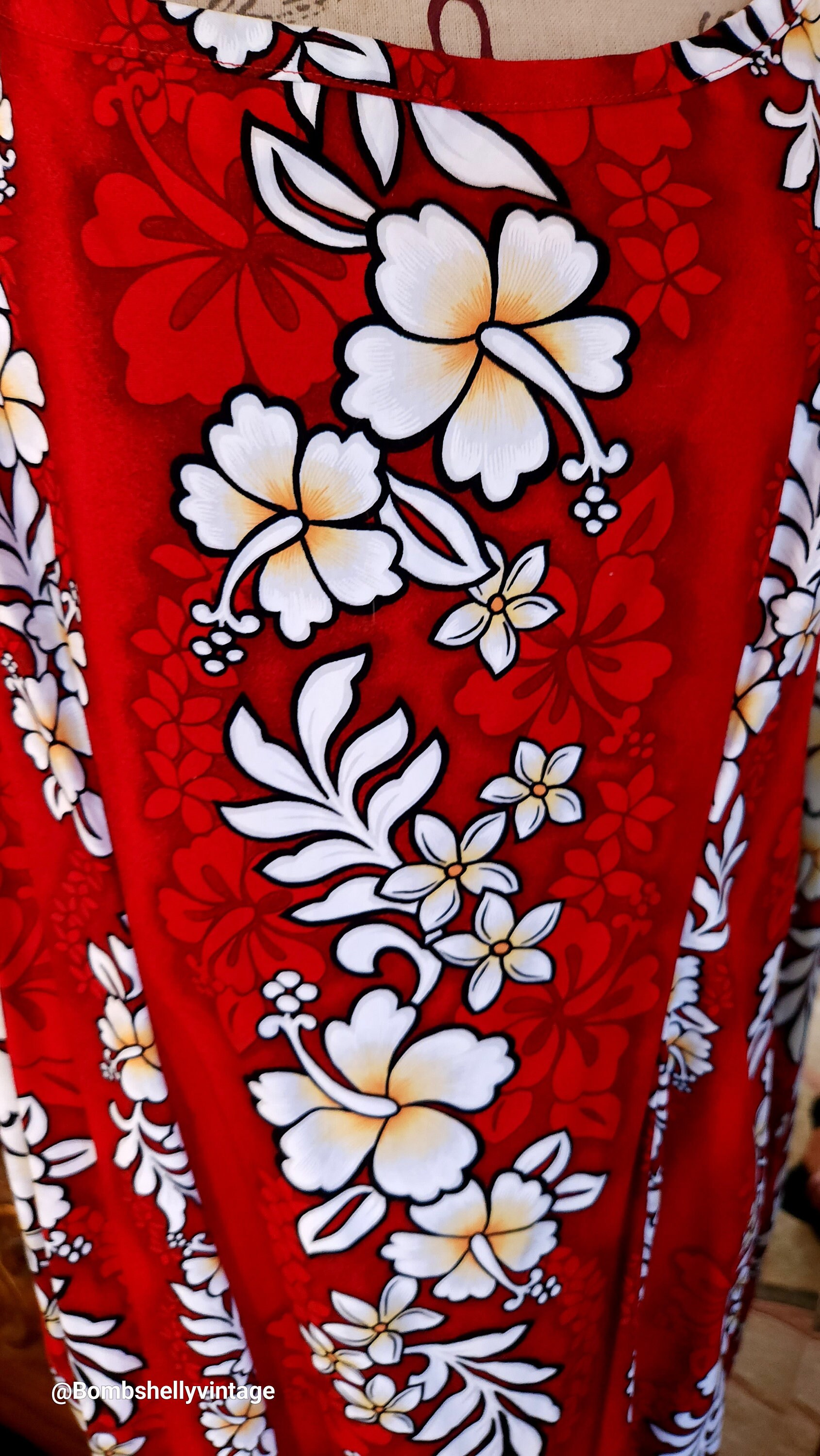 Vintage 80's Hilo Hattie Plus Size Red Floral Hawaiian Maxi