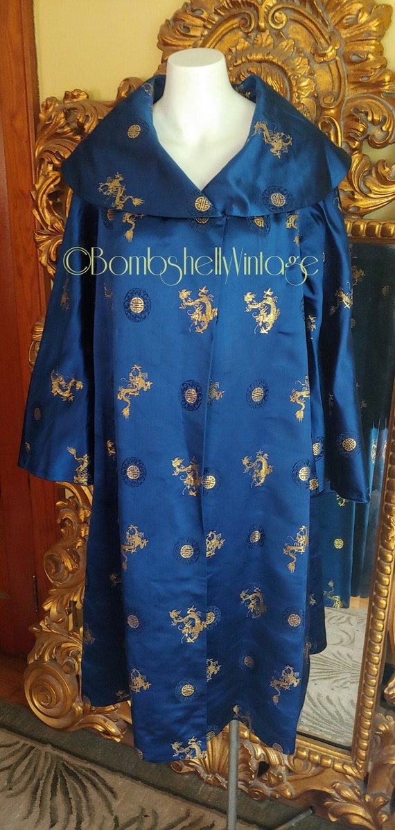 Gorgeous Vintage 50's Ying Tai LTD Royal Blue Silk