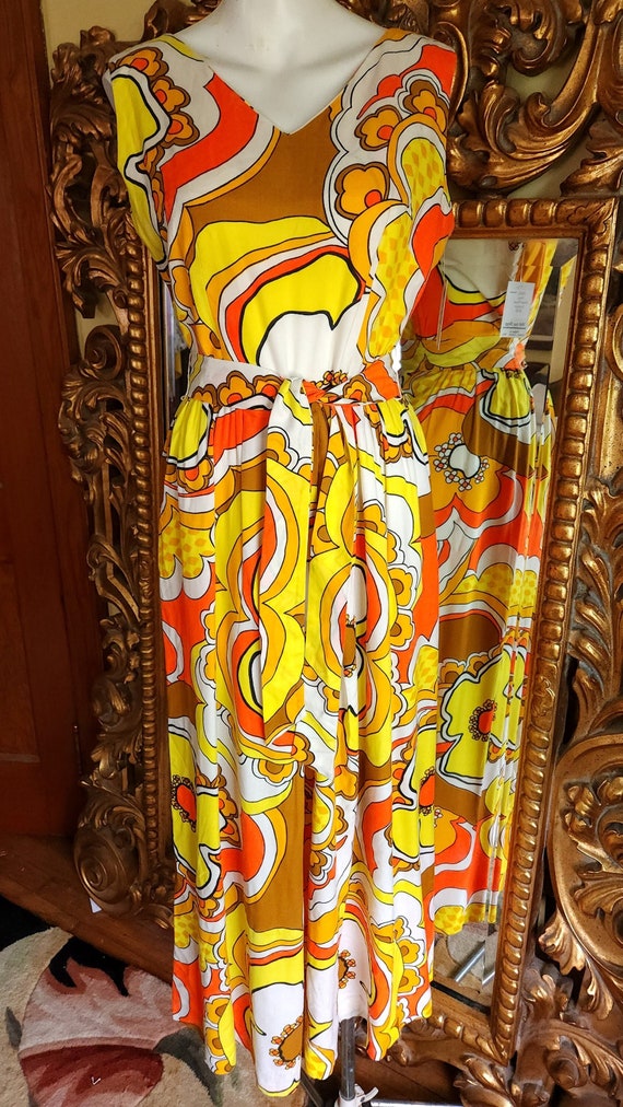 Vintage 60's Alice Polynesian Fashions Yellow and… - image 1