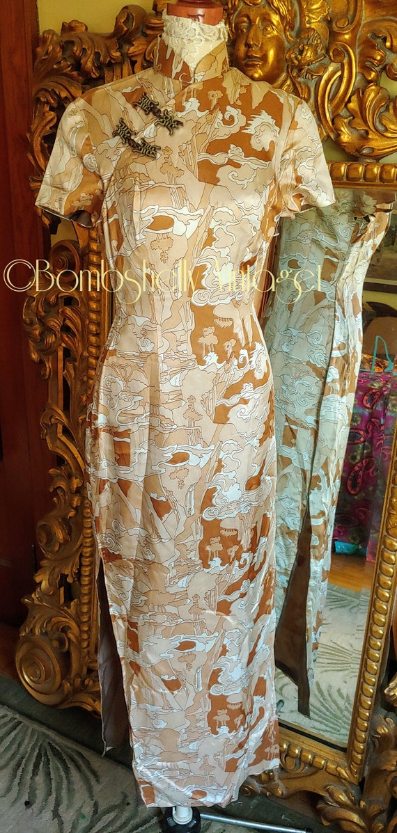 Vintage 70's Unusual Beige and Brown Long Cheongsa