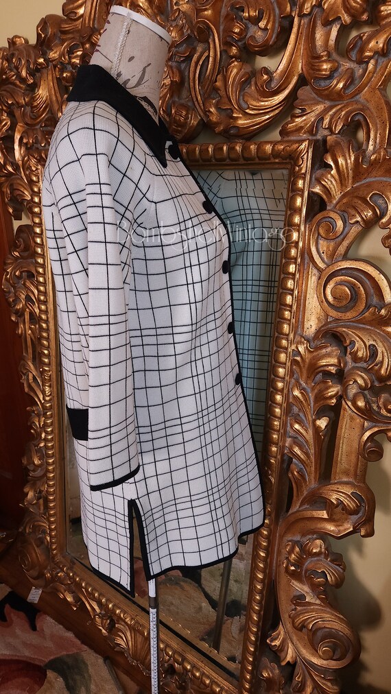 Vintage 60's Marco Polo White and Black Mod Knit … - image 4