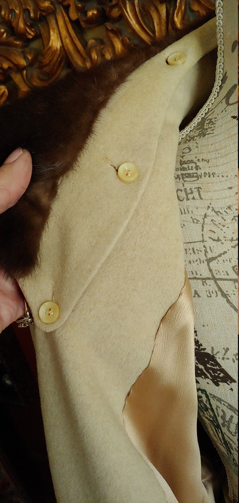 Vintage 1950's Bernhard Altmann House of Cashmere Beige Coat with Brown Mink Collar image 8