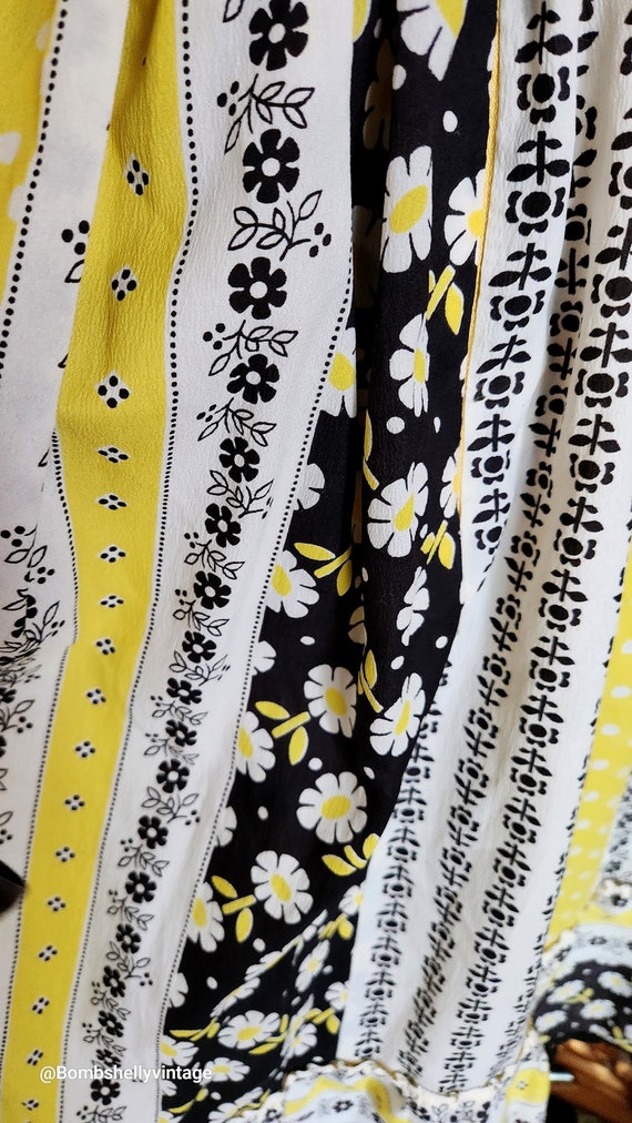 Vintage 70's Yellow and Black Daisy Print Dress - image 7