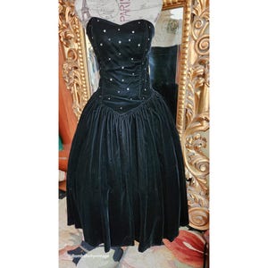 Expo Nite Black Velvet Dress Rhinestone Bodice Circa 1980s Expo Nite Black Velvet Dress Rhinestone Bodice Circa 1980s