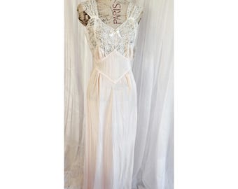 Vintage 40's Jean Alison Lingerie for Barad Pale Pink Rayon Satin Nightgown with Lace Bodice Deadstock
