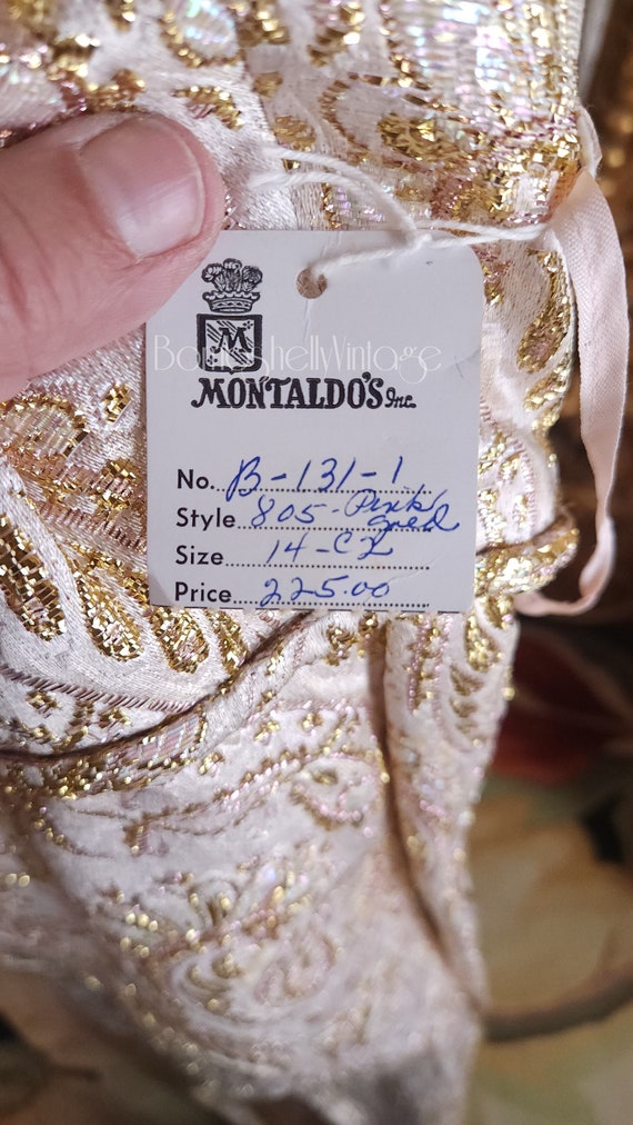Vintage 60s Montaldos Pale Pink Silk Brocade Gown… - image 9