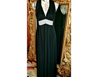 Vestido de diosa negra Julie Miller vintage de los años 70 con ribete metálico