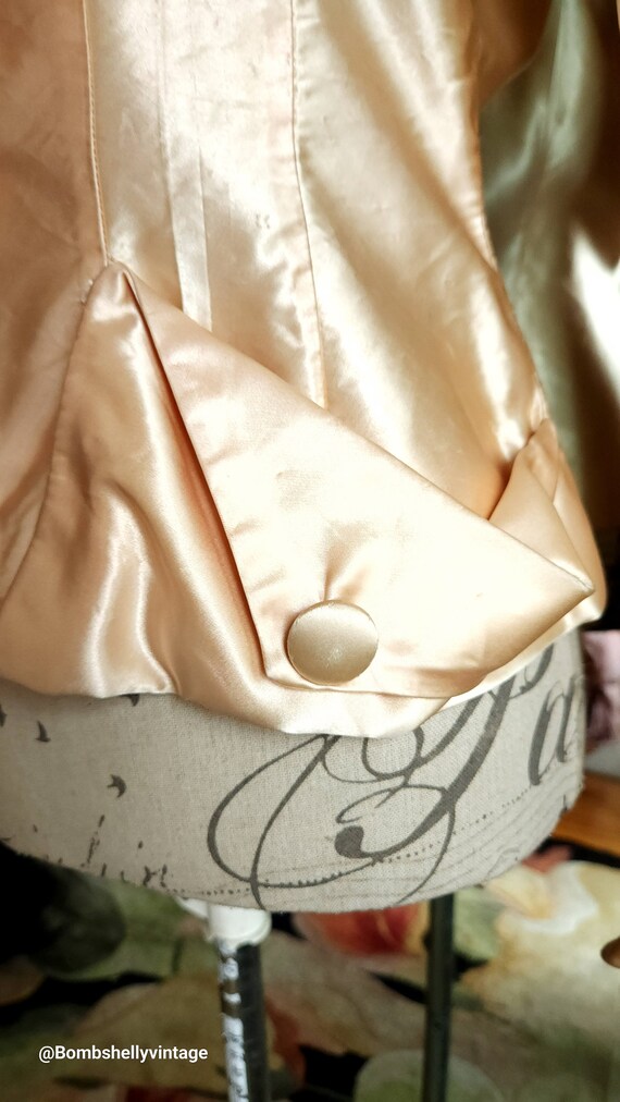 Vintage 40's Gold Satin Blouse/Jacket - image 5