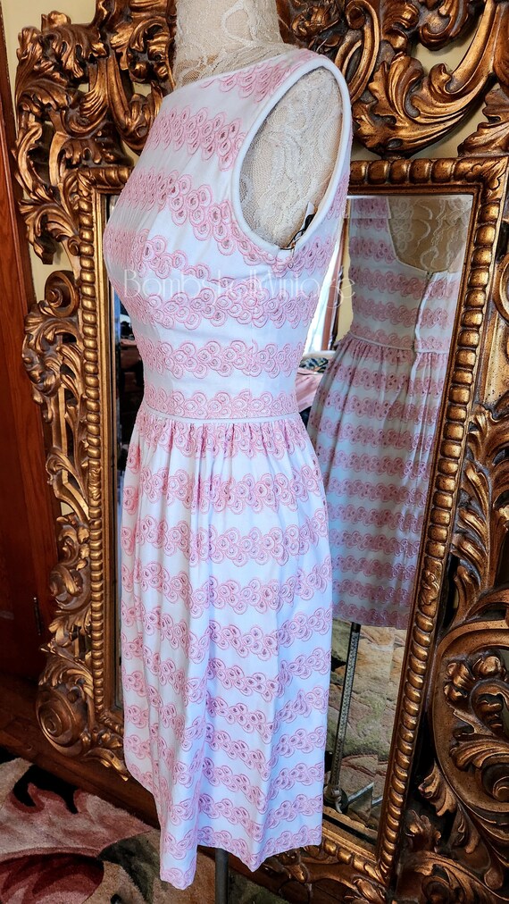 Vintage 50's White and Pink Cotton Eyelet Dress - image 4