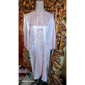 Vintage 60&#39;s Best Quality New Look Light Pink Brocade Asian Coat