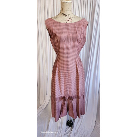 cotton wiggle dress Vintage 50's Mauve Silk with Pleated Bottom Ethereal A-Line Tulle Wedding 1950s dresses 51.5 4X ss_family:sibling Color:Black Chenille Flowers