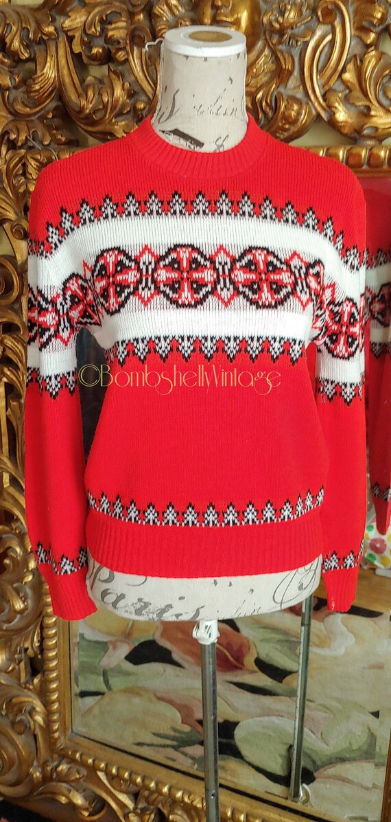 Vintage 60's Uni-Sex Red and White Nordic Ski Swea