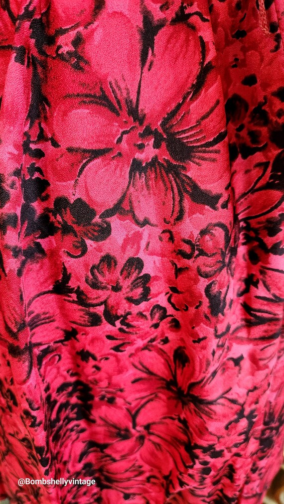 Vintage 50's Red & Black Floral Peplum Dress - image 6