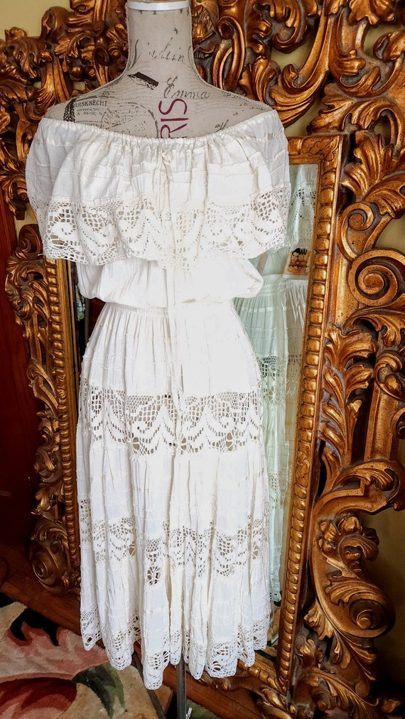 Vintage 70's White Cotton Mexcian Peasant Dress - image 2