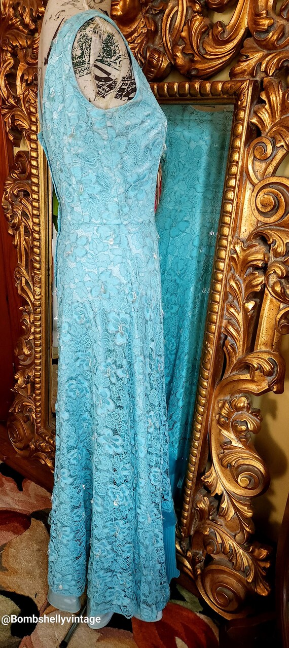 Vintage 60's Turqoise Blue Lace Gown With Beads and Palette Sequins - Etsy Denmark Vintage 60's Turqoise Blue Lace Gown With Beads and Palette Sequins - Etsy Denmark